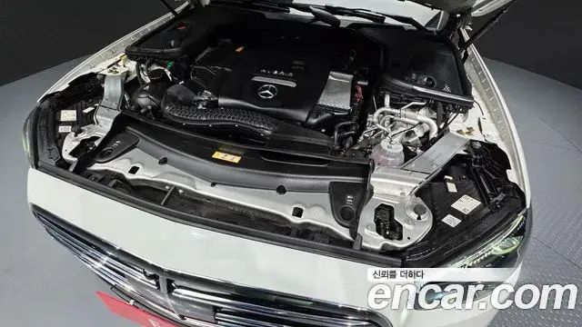 Mercedes-Benz E-Class 2021 — Фото 6/20