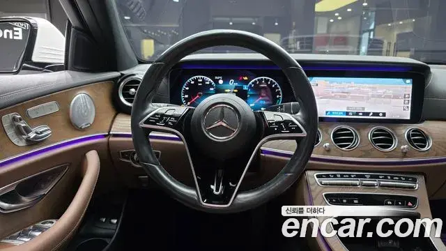 Mercedes-Benz E-Class 2021 — Фото 14/20