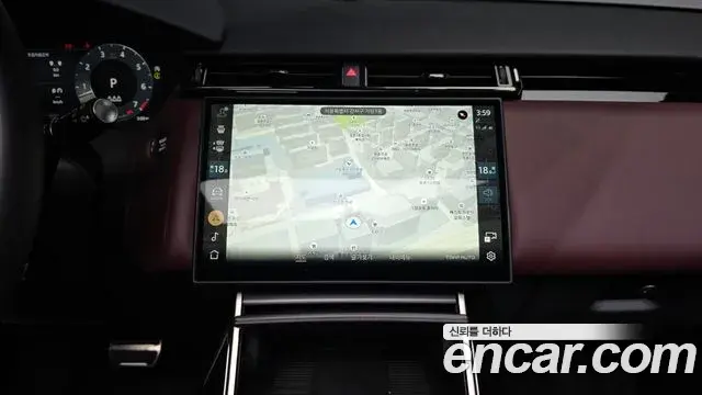 Land Rover Range Rover Velar 2025 — Photo 15/20