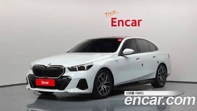 BMW 5 Series 2024 — Şəkil 1/20