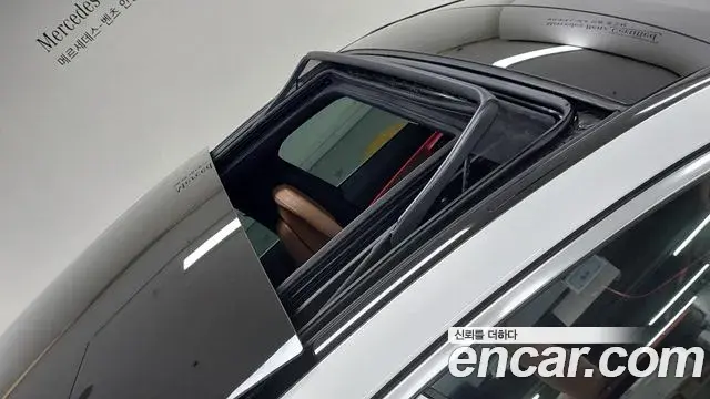Mercedes-Benz E-Class 2025 — Фото 11/17