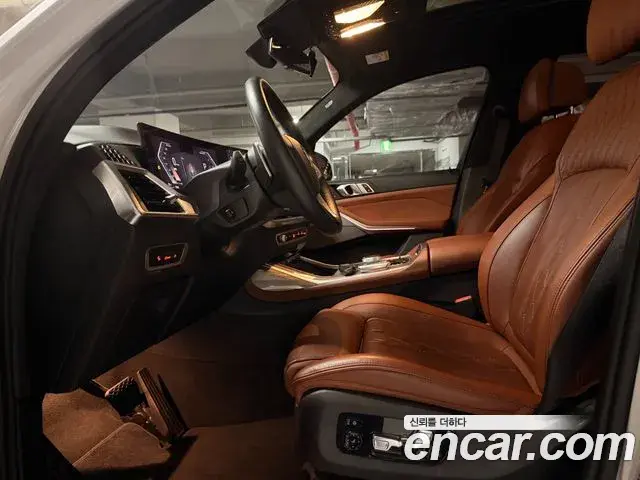 BMW X7 2024 — Photo 6/20