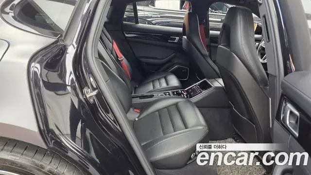 Porsche Panamera 2018 — Şəkil 12/20