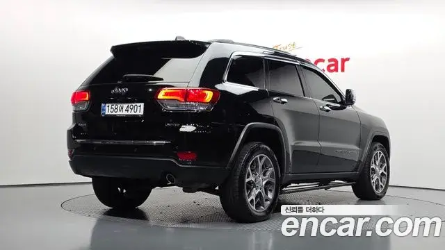 Jeep Grand Cherokee 2020 — Şəkil 2/20