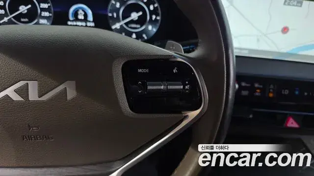 Kia K8 2022 — Photo 18/20
