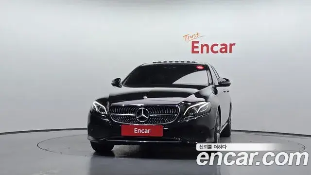 Mercedes-Benz E-Class 2018 — Фото 3/20