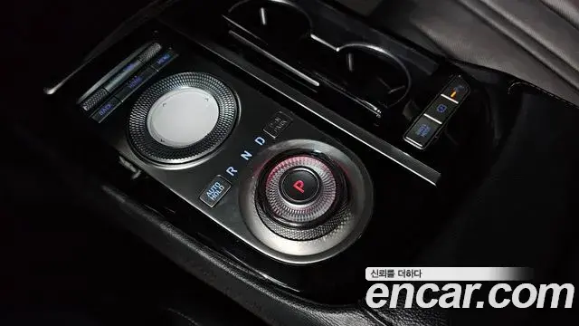 Genesis Electrified G80 2022 — Şəkil 9/20