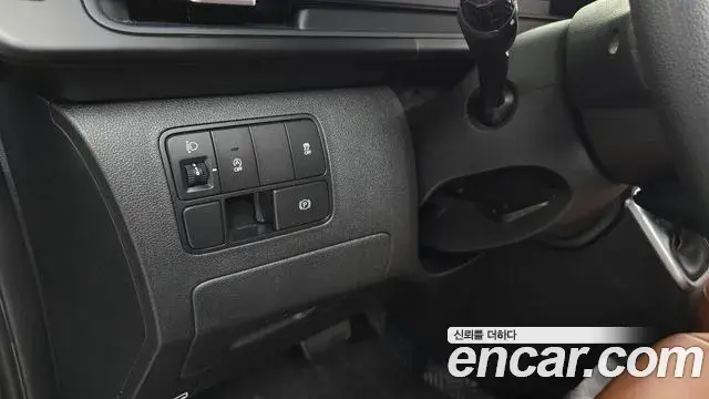 Hyundai Staria 2023 — Photo 19/20