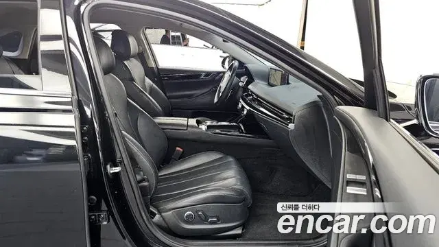 Genesis Electrified G80 2020 — Photo 11/20