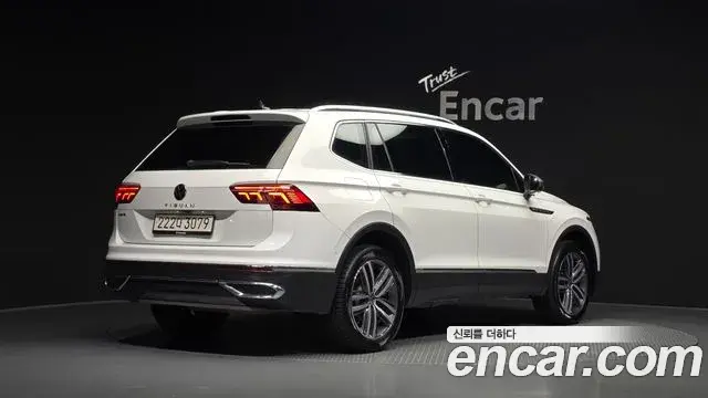 Volkswagen Tiguan Allspace 2023 — ფოტო 33/36