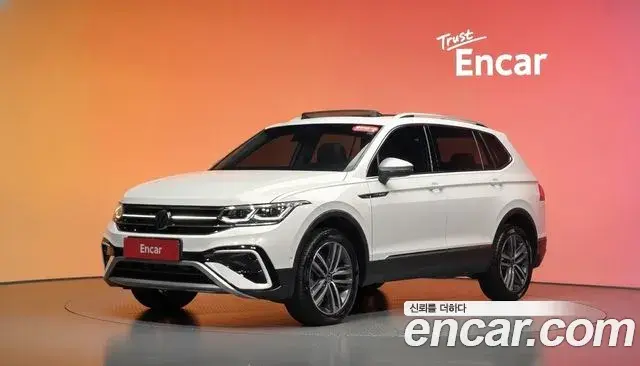 Volkswagen Tiguan Allspace 2023 — ფოტო 32/36