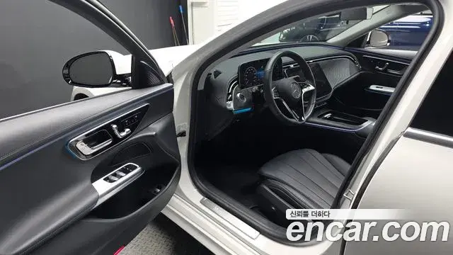 Mercedes-Benz E-Class 2025 — Şəkil 10/20