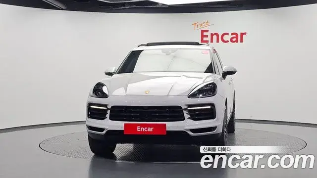 Porsche Cayenne 2020 — Фото 3/20