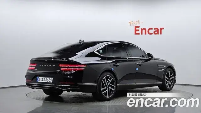 Genesis Electrified G80 2025 — Photo 2/20
