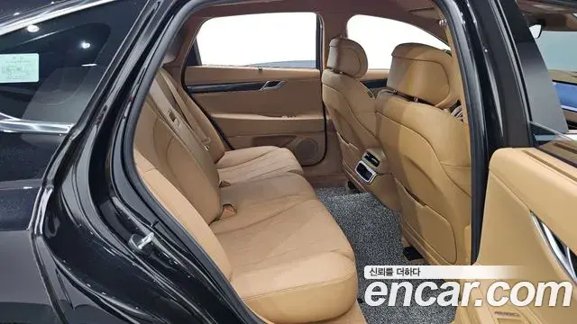 Genesis Electrified G80 2025 — Photo 13/20