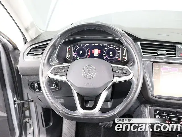 Volkswagen Tiguan Allspace 2023 — Фото 14/20