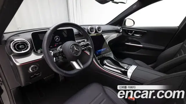 Mercedes-Benz C-Class 2025 — Фото 12/20