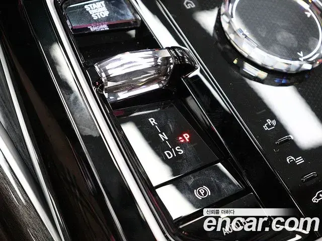 BMW 7 Series 2023 — Фото 17/20