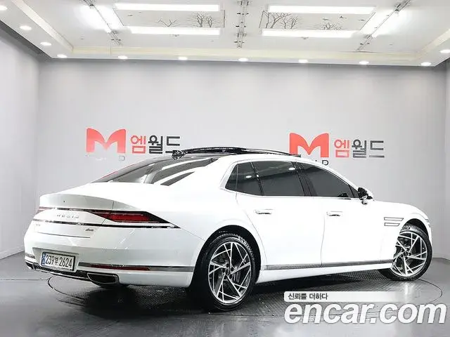 Genesis G90 2025 — Şəkil 2/20