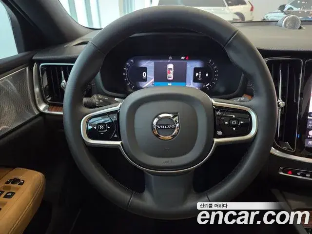 Volvo V60 Cross Country 2026 — Фото 13/20