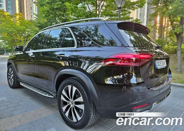 Mercedes-Benz GLE-Class 2024 — Photo 4/20
