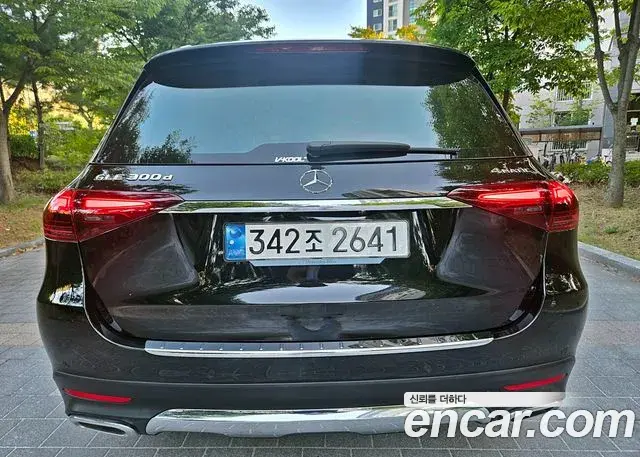 Mercedes-Benz GLE-Class 2024 — Photo 5/20