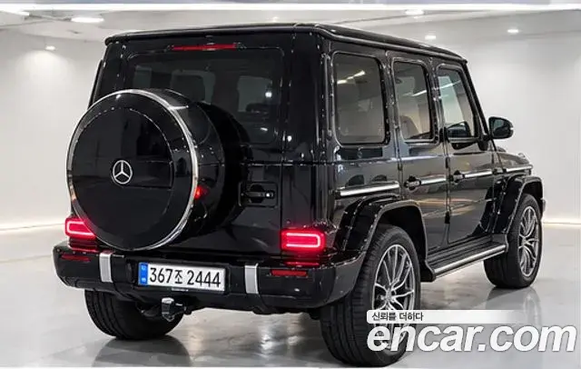 Mercedes-Benz G-Class 2026 — Photo 9/11