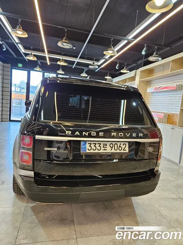 Land Rover Range Rover 2020 — Photo 6/14