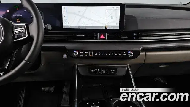 Kia Carnival 2024 — Şəkil 15/20