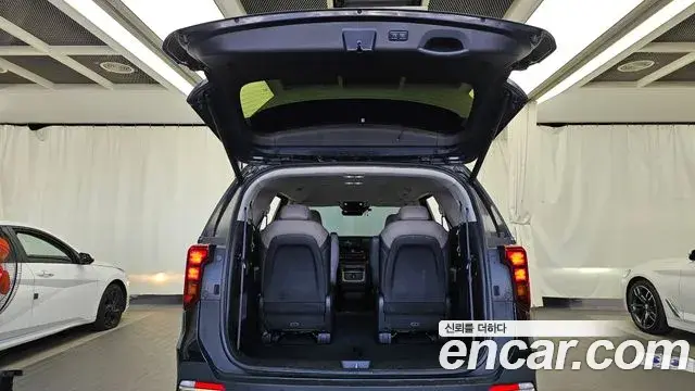 Kia Carnival 2024 — Şəkil 20/20