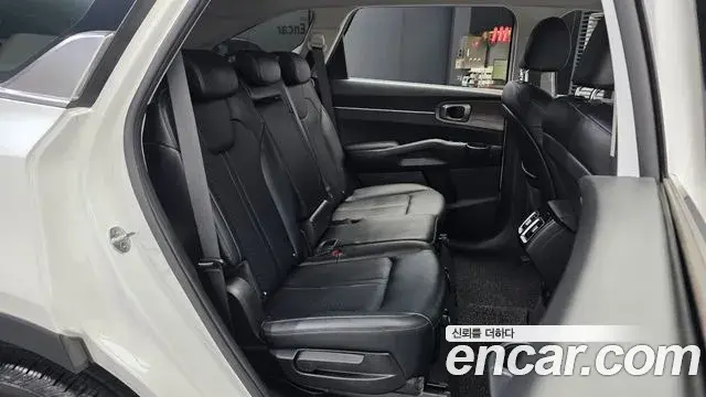Kia Sorento 2021 — Şəkil 12/20