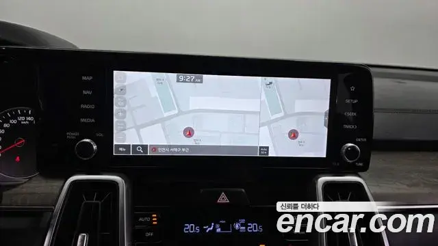 Kia Sorento 2021 — Şəkil 14/20