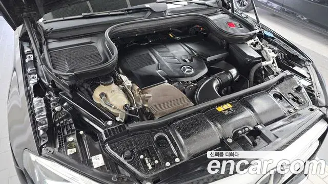Mercedes-Benz GLE-Class 2019 — Şəkil 6/20
