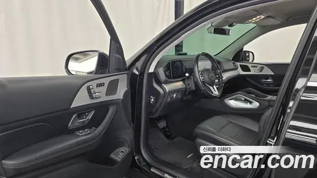 Mercedes-Benz GLE-Class 2019 — Şəkil 10/20
