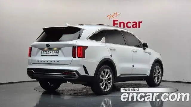 Kia Sorento 2020 — Фото 2/20
