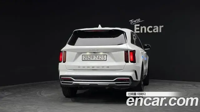 Kia Sorento 2022 — Şəkil 4/20