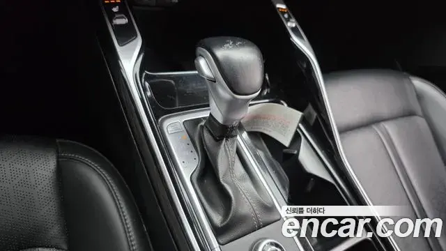 Kia Sorento 2022 — Şəkil 9/20