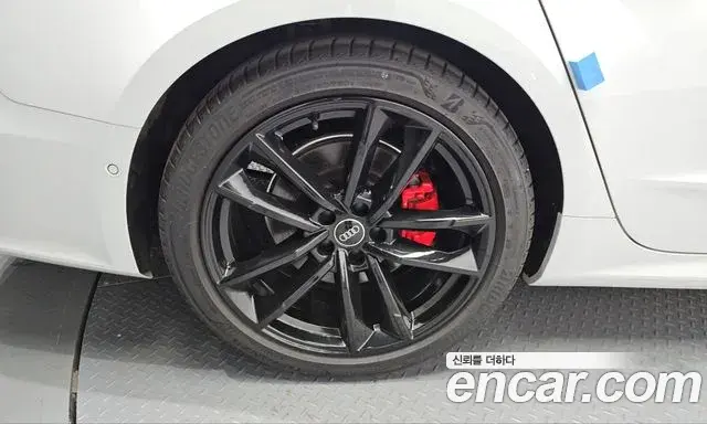 Audi A7 2022 — Photo 5/20