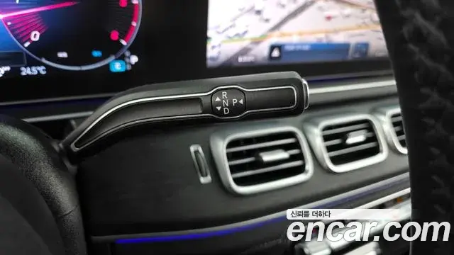 Mercedes-Benz GLE-Class 2023 — Şəkil 9/20