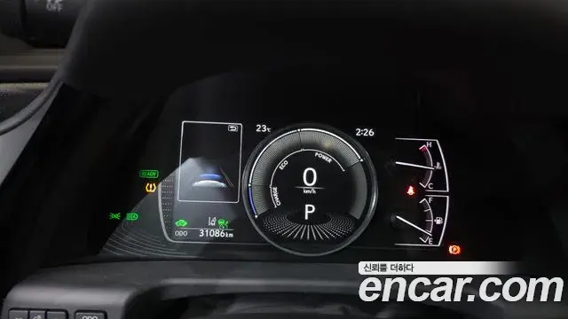 Lexus ES300h 2025 — Photo 8/20