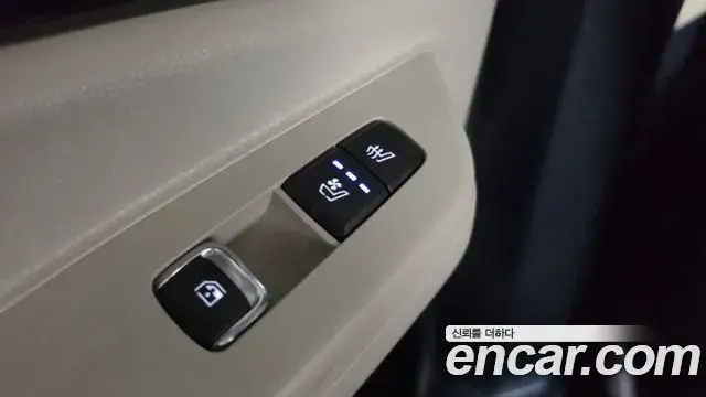 Kia Carnival 2024 — Photo 19/20