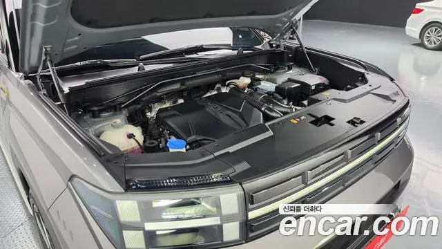 Hyundai Santa Fe 2023 — Photo 6/20