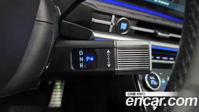 Hyundai Santa Fe 2023 — Photo 9/20