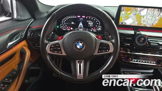 BMW M5 2023 — Photo 12/20