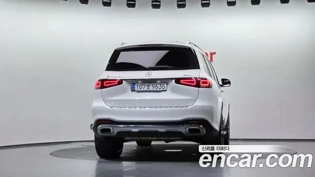 Mercedes-Benz GLS-Class 2023 — Photo 4/20