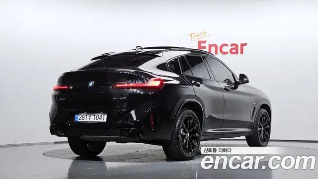 BMW X4 2025 — Photo 2/20