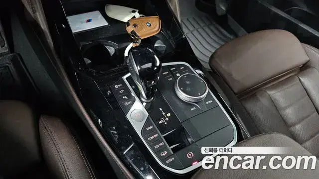 BMW X4 2025 — Photo 9/20