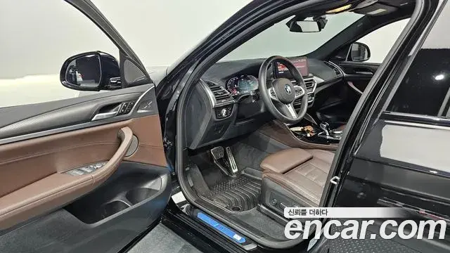 BMW X4 2025 — Photo 10/20