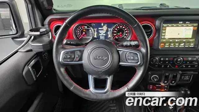Jeep Wrangler 2021 — Photo 12/20