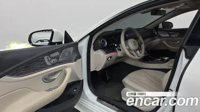 Mercedes-Benz CLS-Class 2020 — Photo 10/20